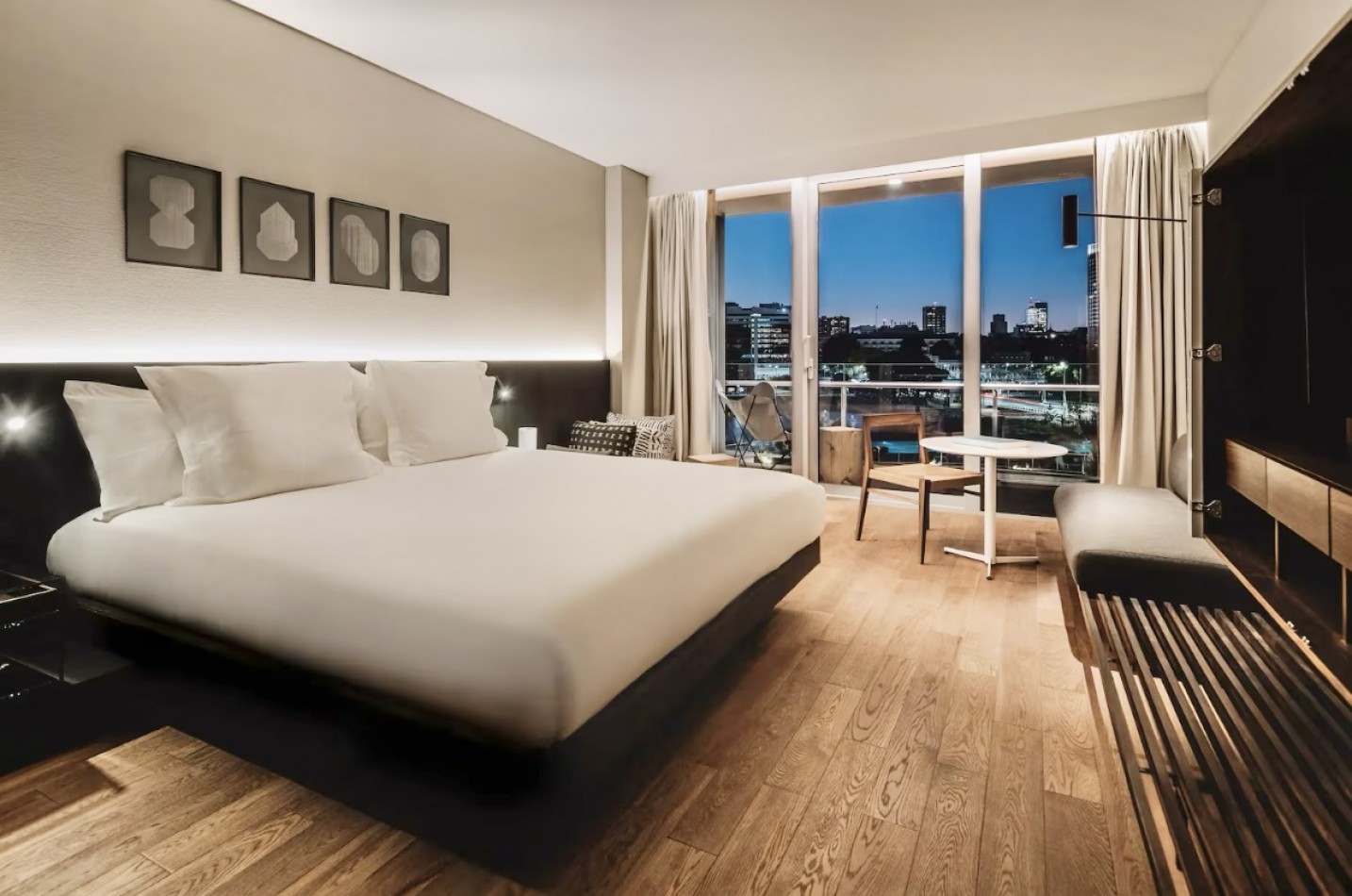 SLS - Suite hotel
