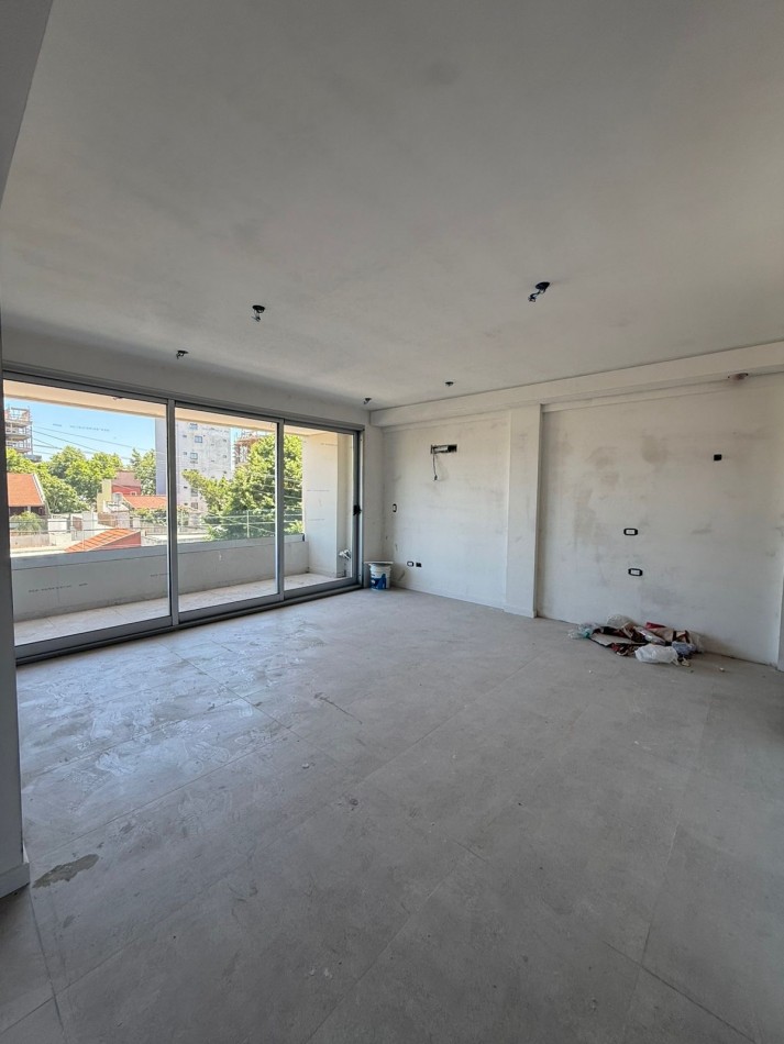 SEMIPISOS 3 AMBIENTES 