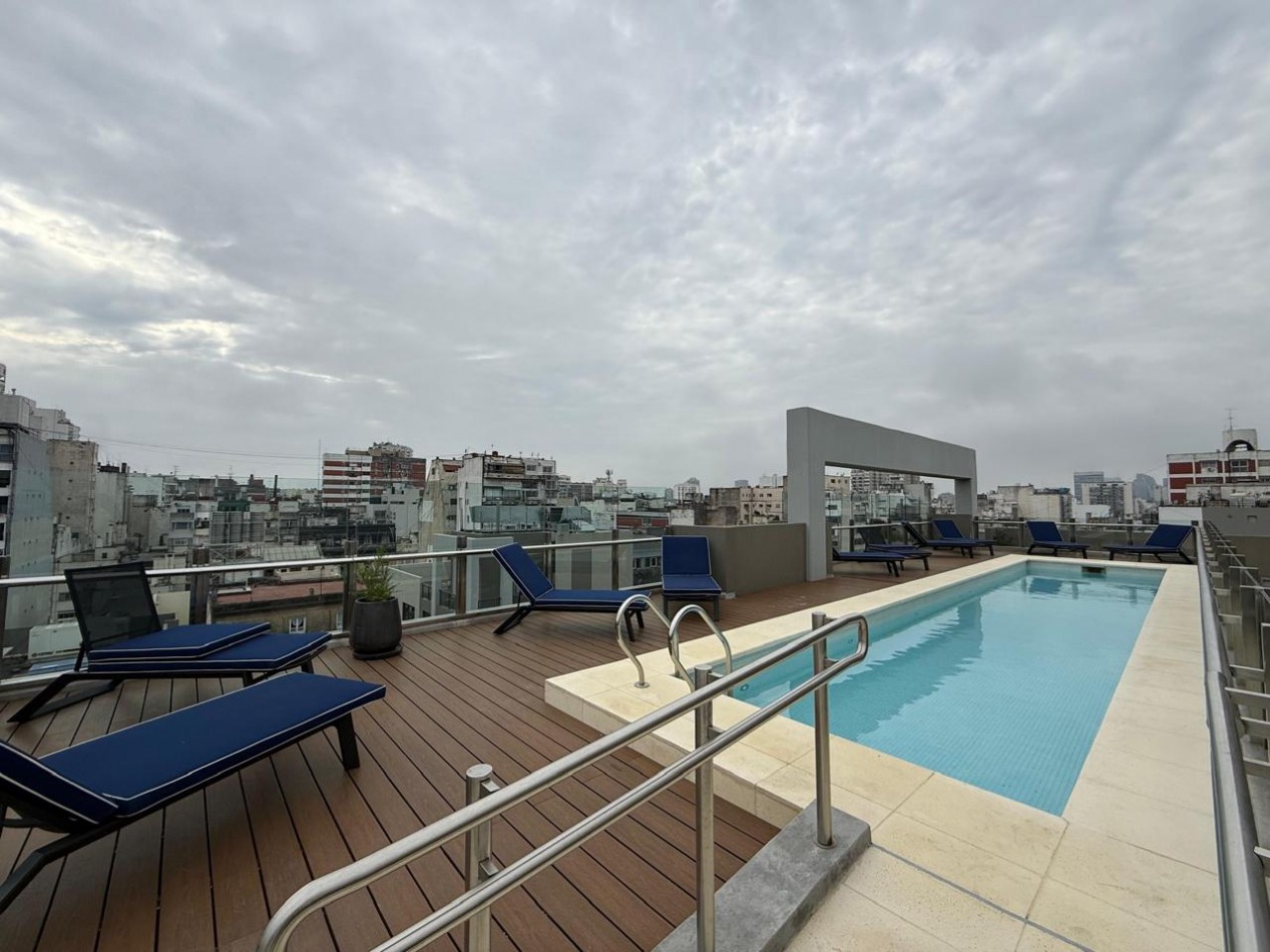4 ambientes con dependencia y cocheras en Om Recoleta