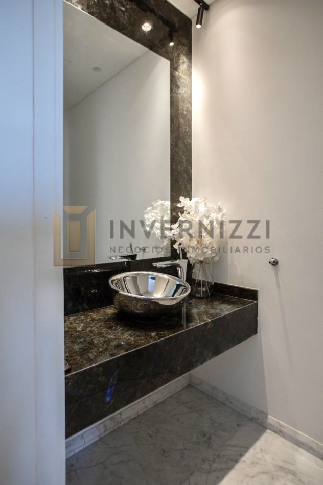 PISO AMUEBLADO - ALVEAR TOWER.