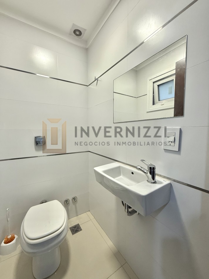 Excelente 3 ambientes - con cochera