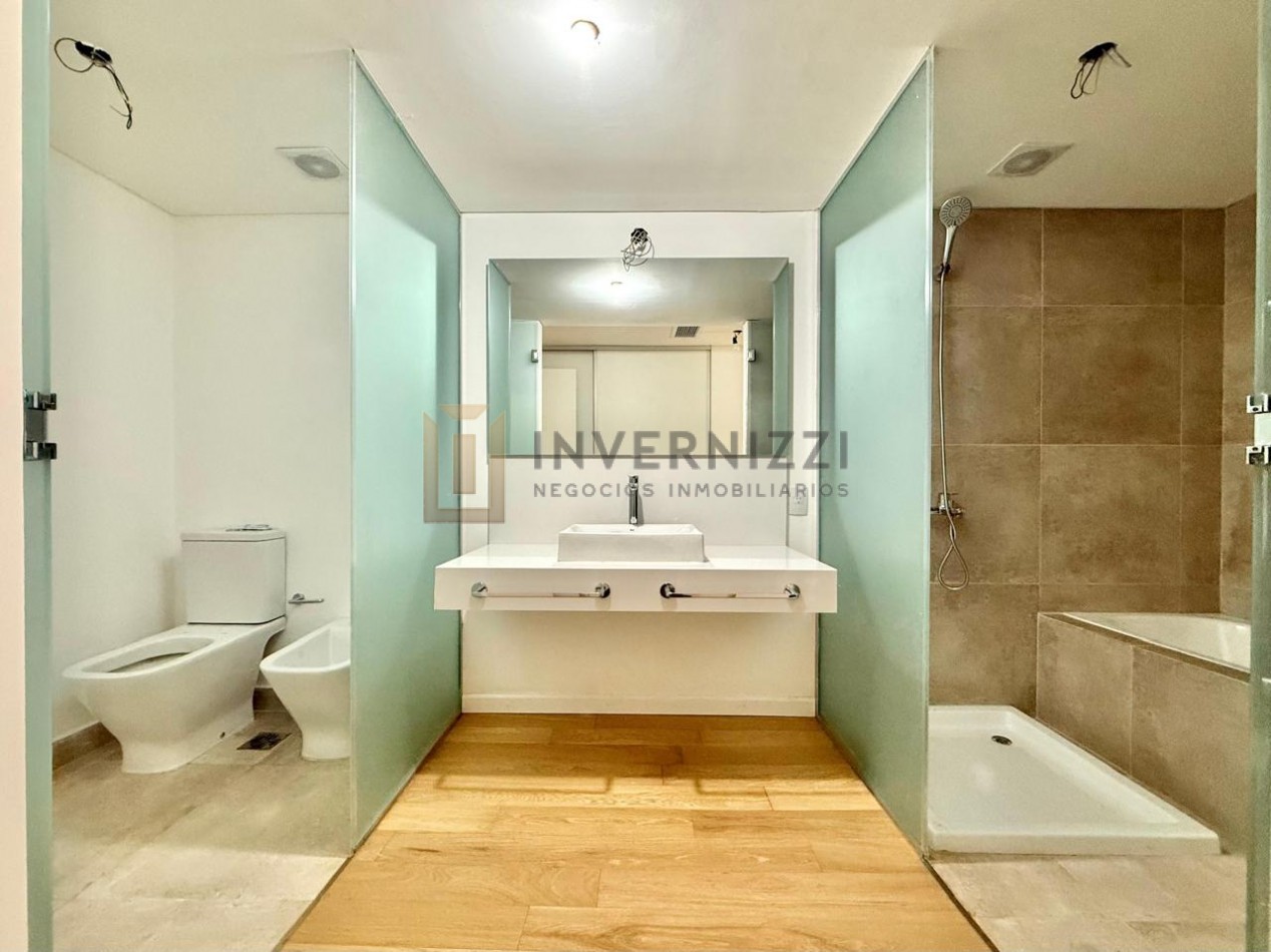 4 ambientes + dependencia y 2 cocheras en OM Recoleta
