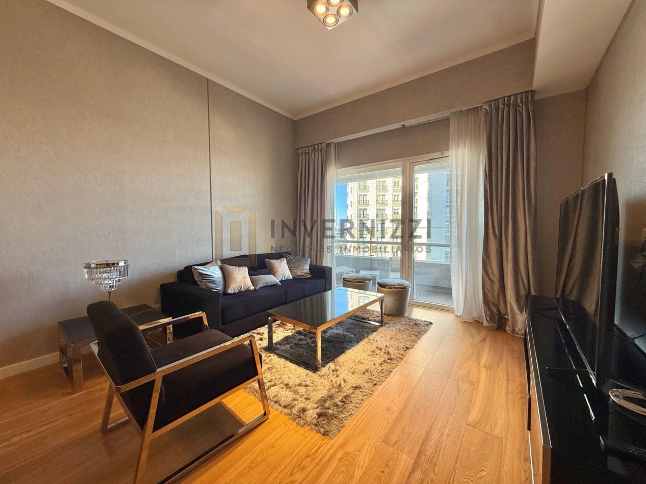 2 ambientes - Piso alto - Alvear Tower - Amueblado