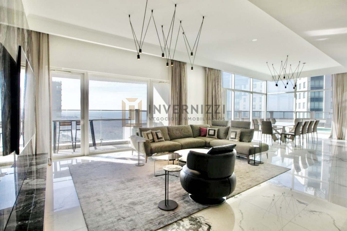 Semipiso con Piscina Propia y Terraza - Alvear Tower - Amueblado