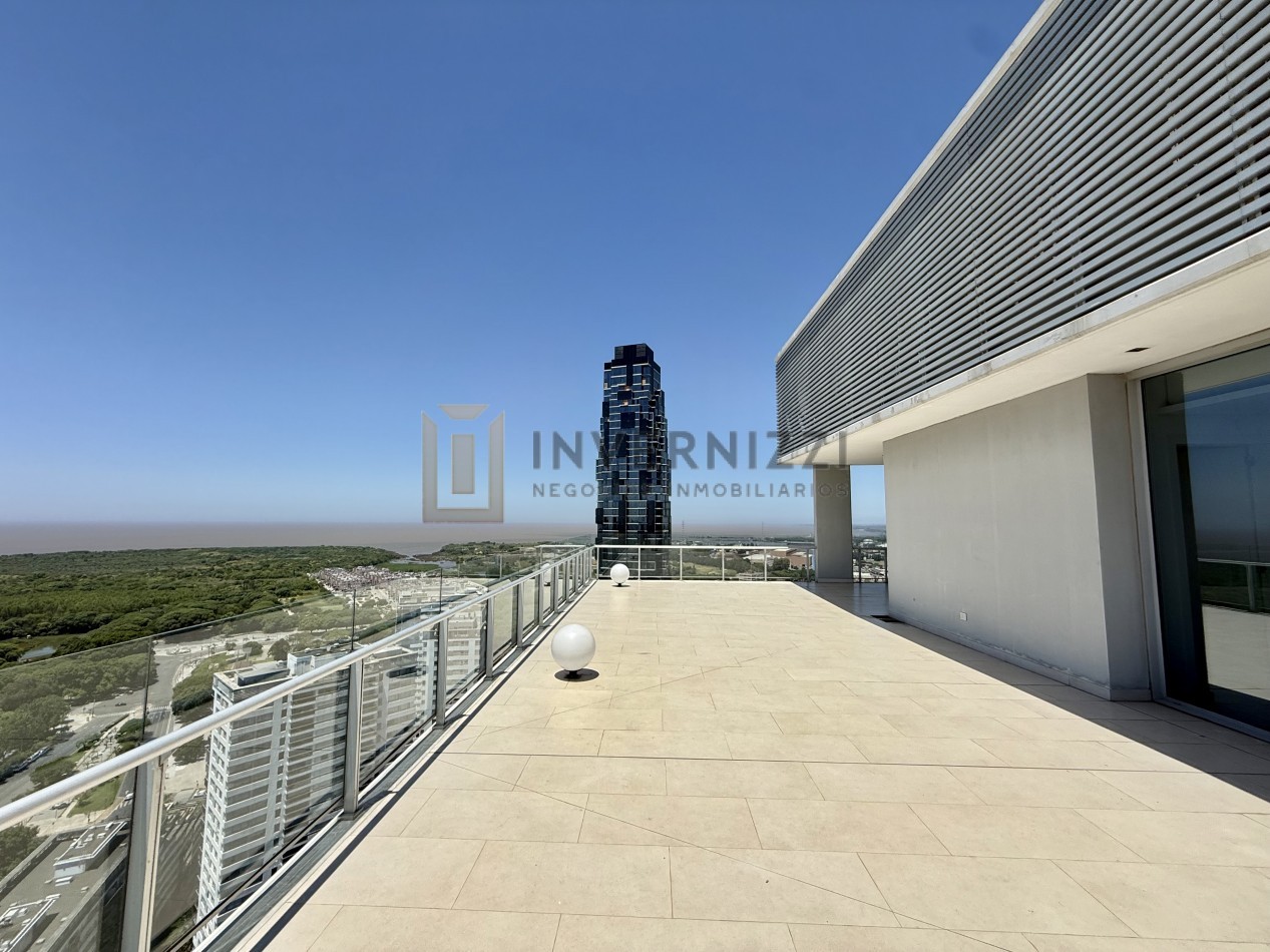 SLS - Penthouse 4 amb. + dep - CON PISCINA PRIVADA