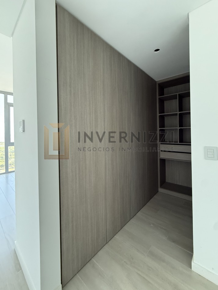 SLS - Penthouse 4 amb. + dep - CON PISCINA PRIVADA