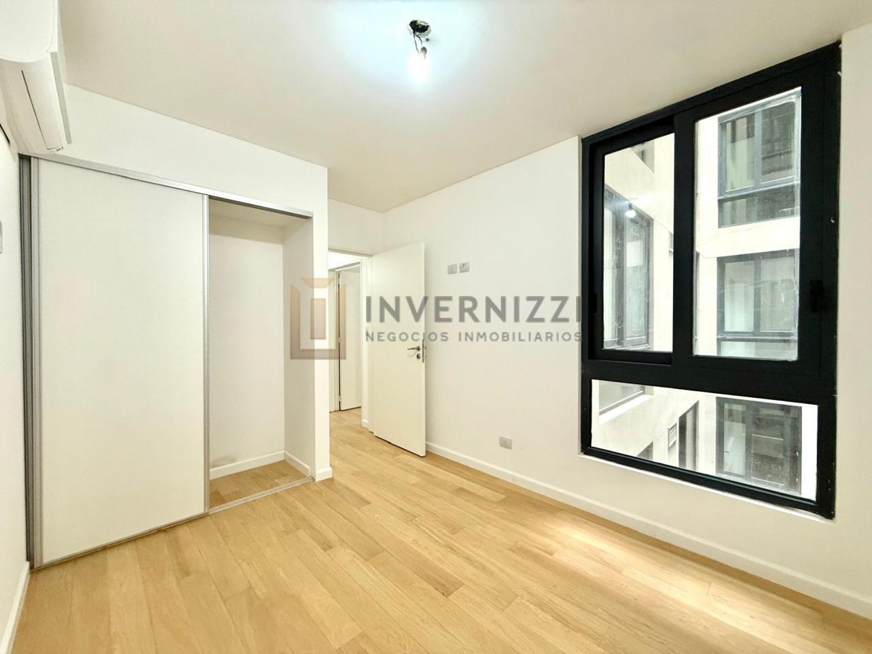 4 ambientes + dependencia y 2 cocheras en OM Recoleta