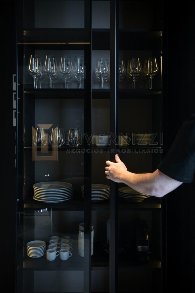 Semipiso con Piscina Propia y Terraza - Alvear Tower - Amueblado