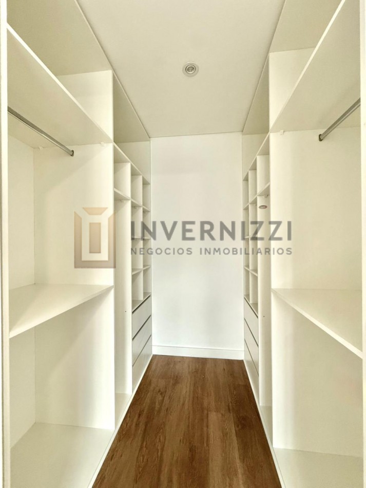 3 Ambientes en Venta - Link Tower con cochera 