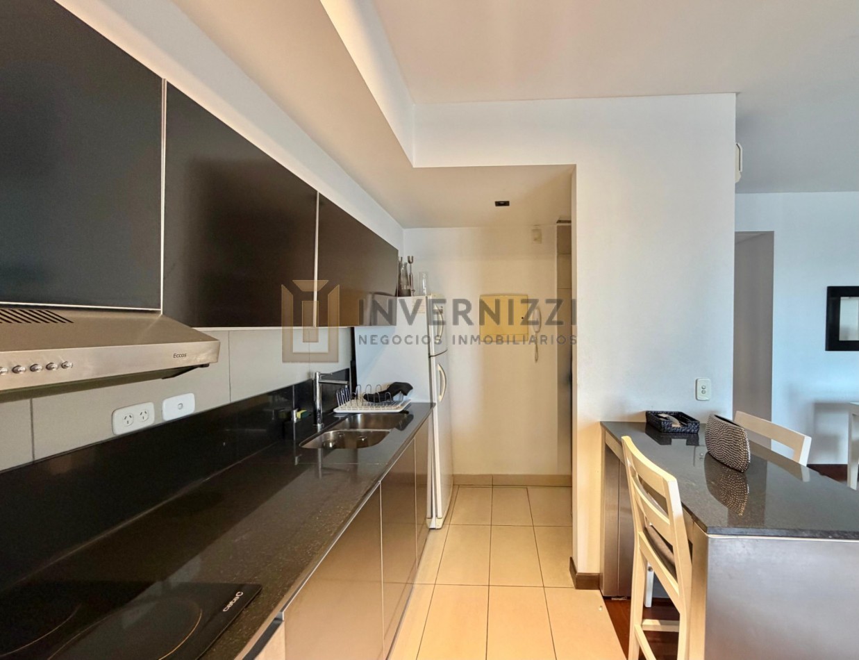 Alquiler Paquete Full 2 ambientes Amueblado en Zencity con cochera