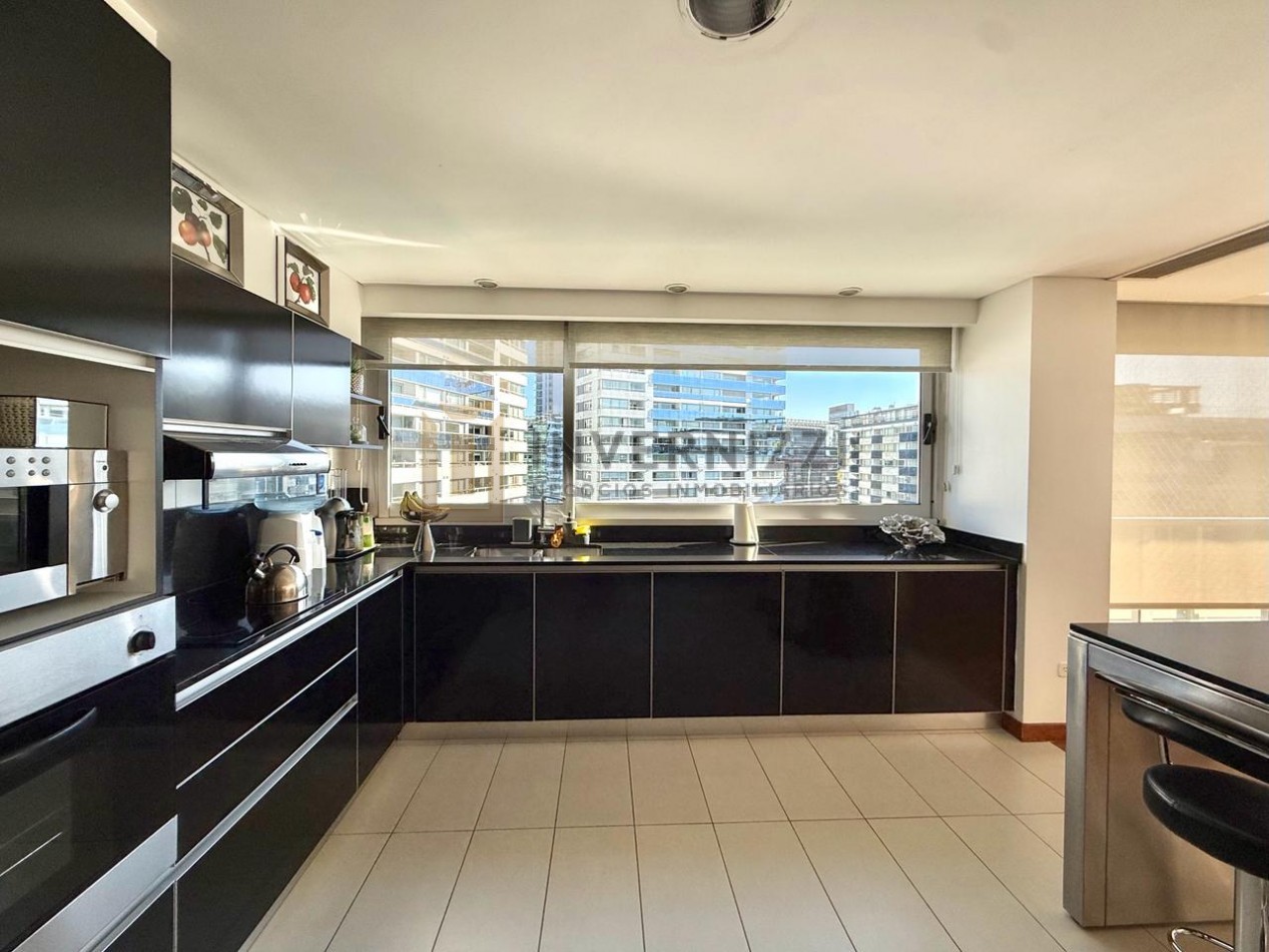 4 ambientes con Terraza en Zencity Puerto Madero