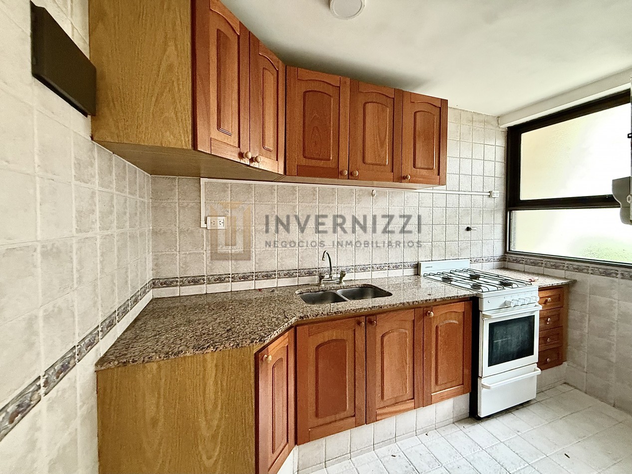 Departamento monoambiente divisible GRANDE - AL FRENTE