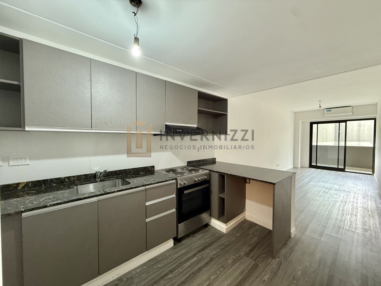 Hermoso 2 ambientes con cochera.- Contrafrente