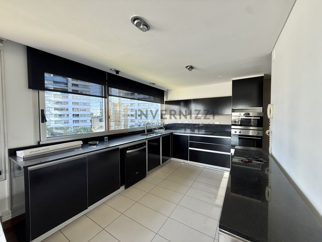 4 amb. + dep. CON TERRAZA - Zencity