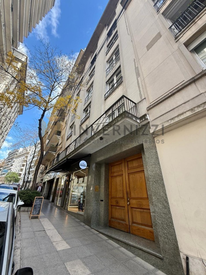 Impecable 4 ambientes + Dep en Recoleta