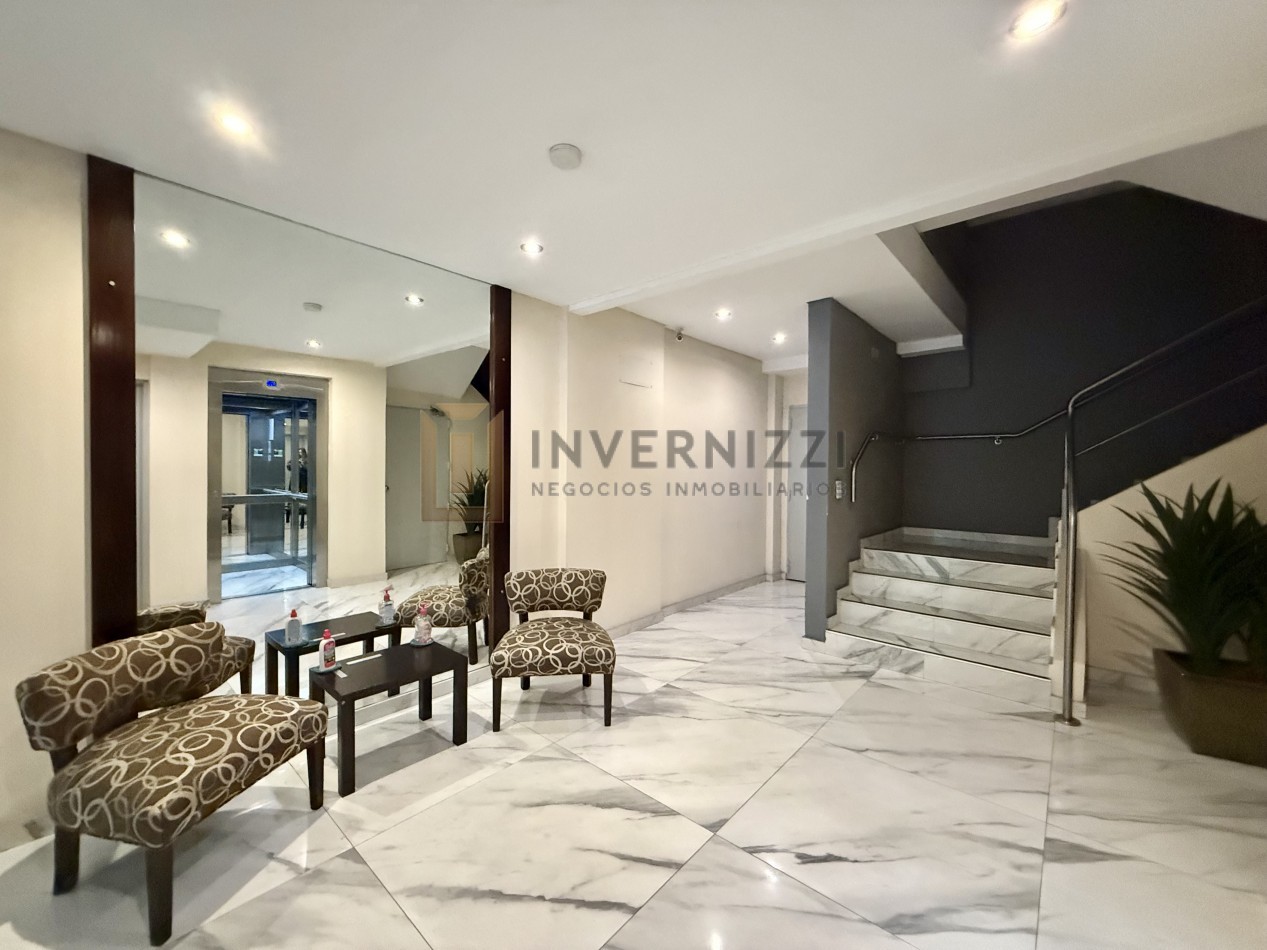 Excelente 3 ambientes - con cochera