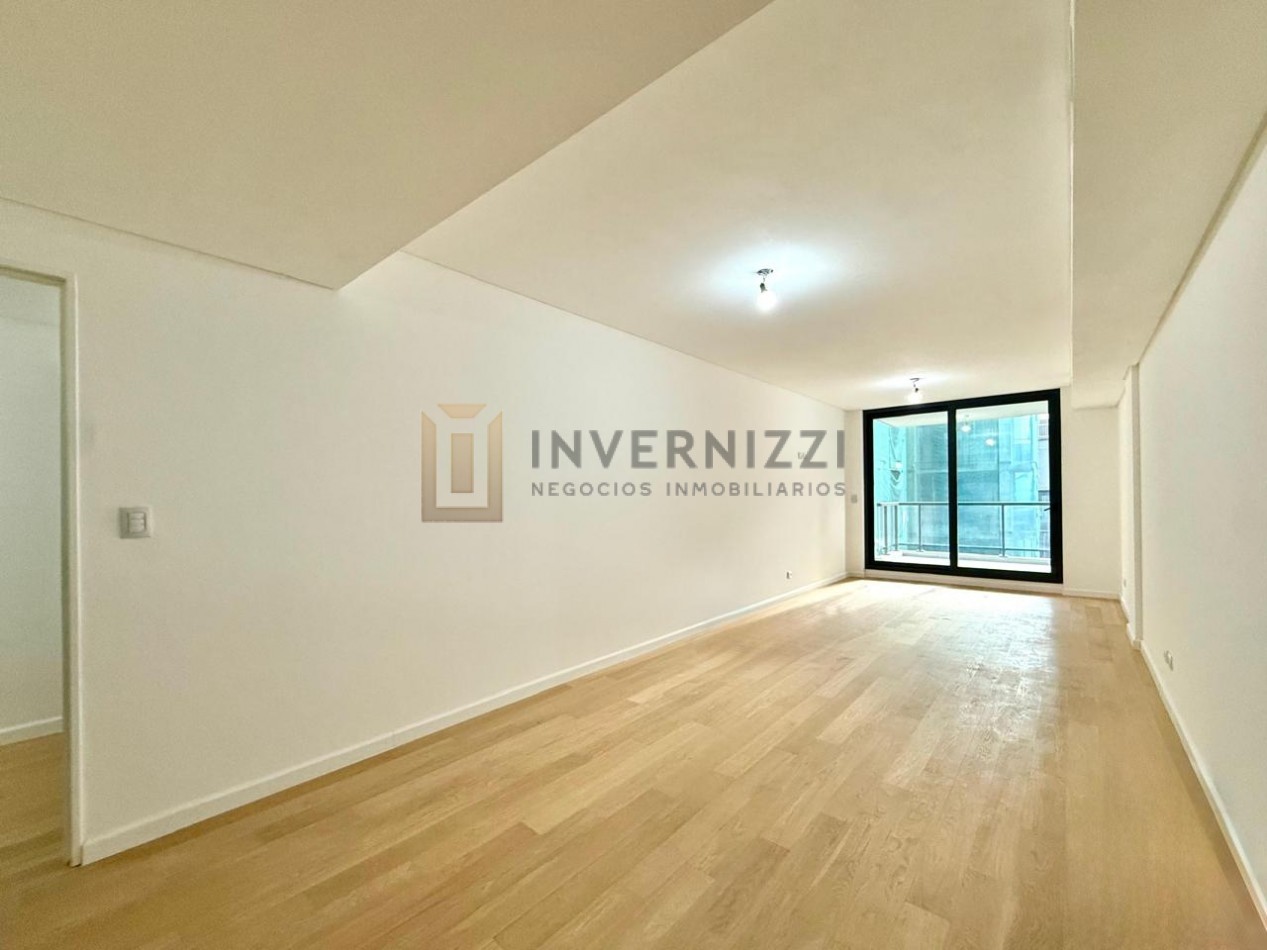 4 ambientes + dependencia y 2 cocheras en OM Recoleta