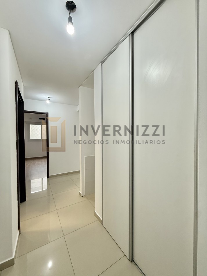 Excelente 3 ambientes - con cochera