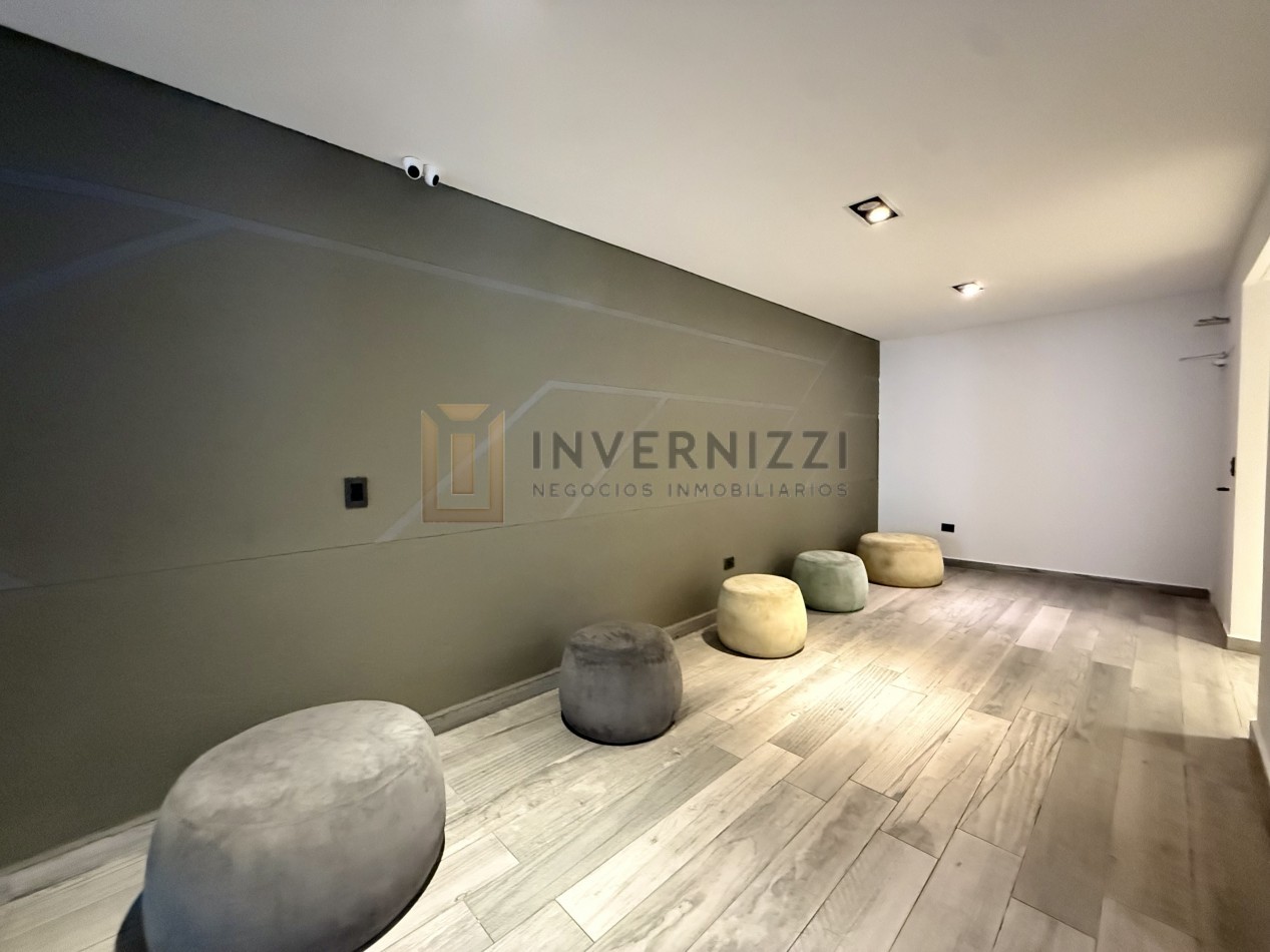 Hermoso 2 ambientes con cochera.- Contrafrente