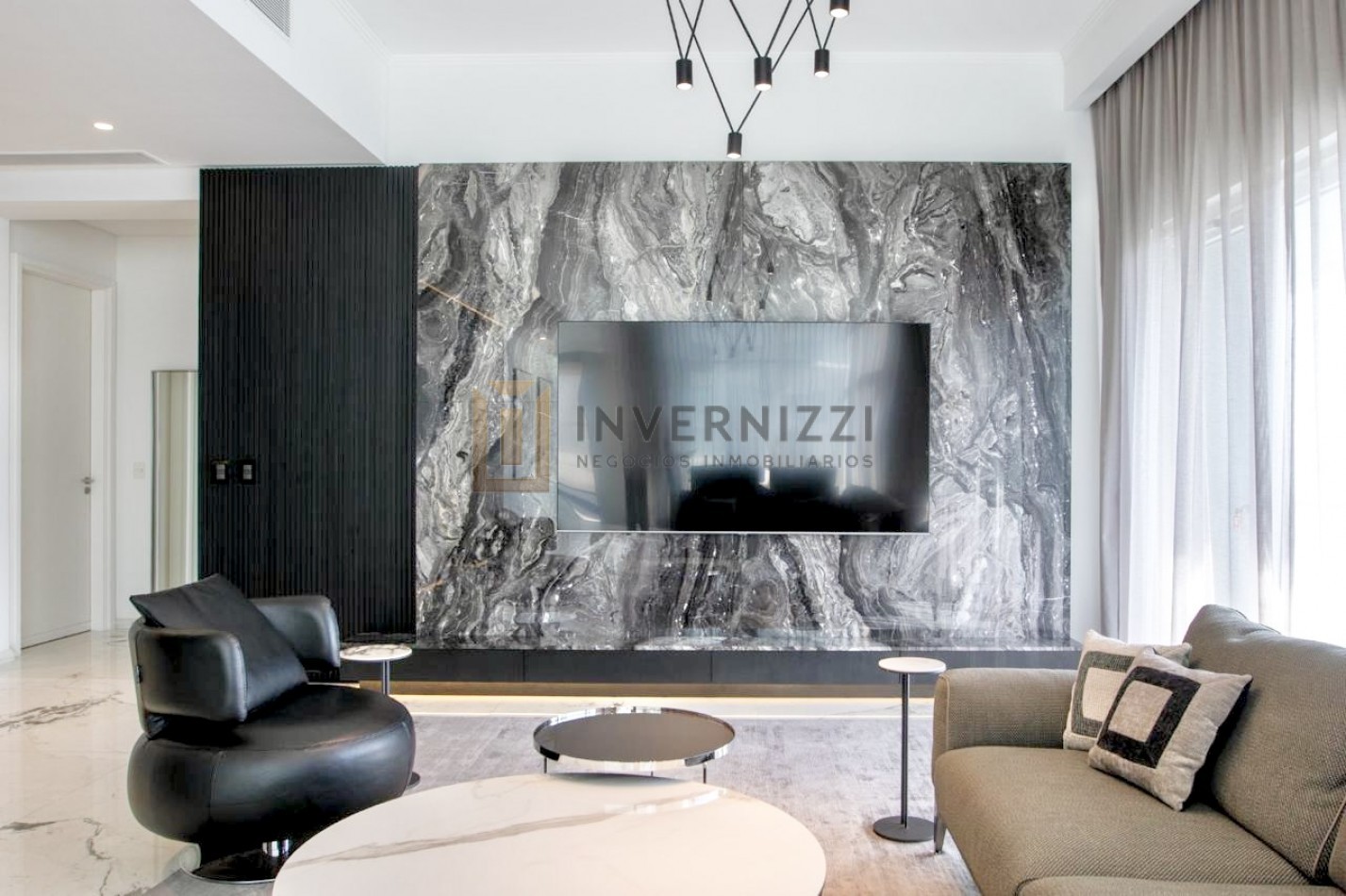 Semipiso con Piscina Propia y Terraza - Alvear Tower - Amueblado