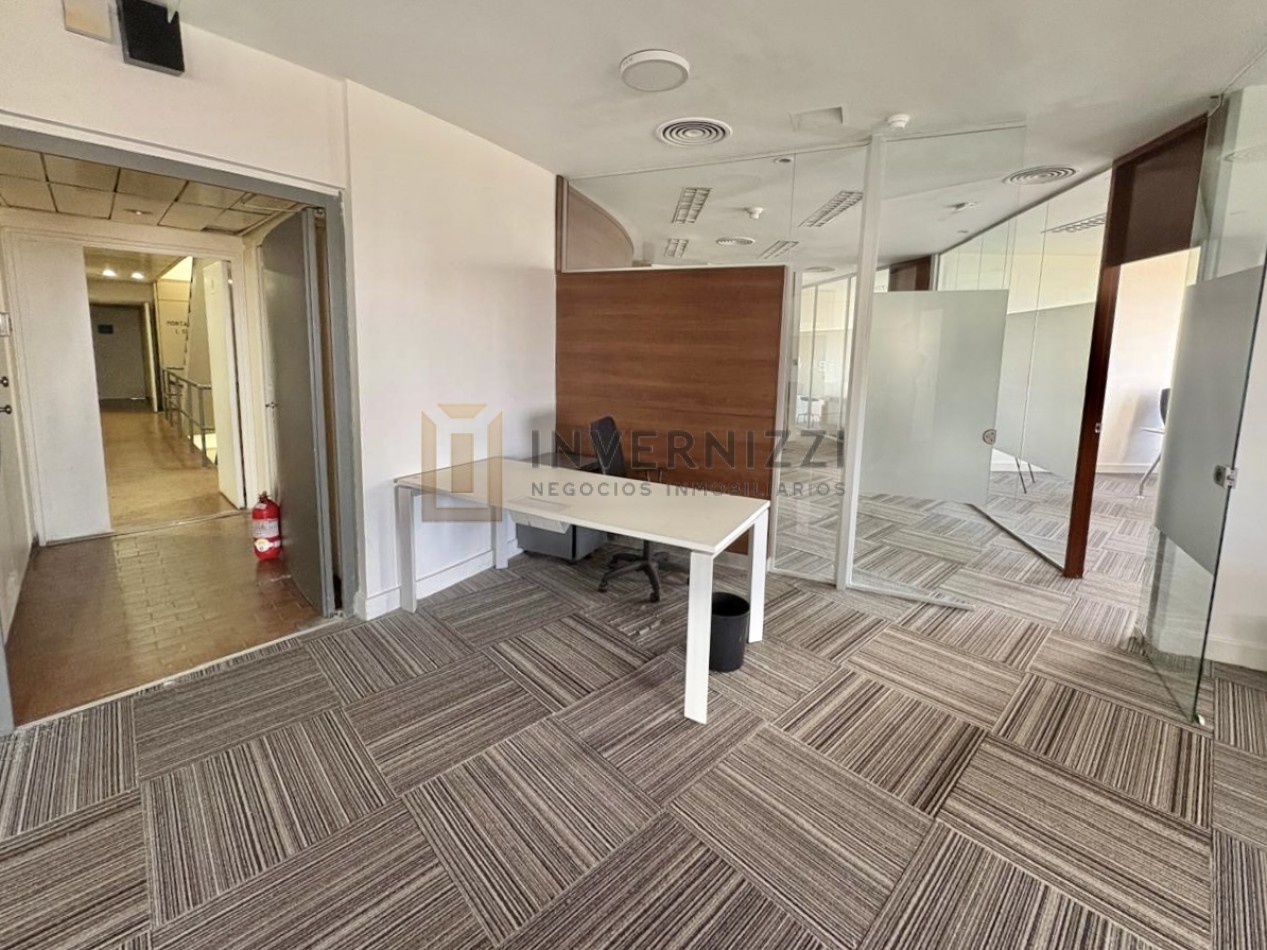 Oficinas en Torre Prourban, "El Rulero"