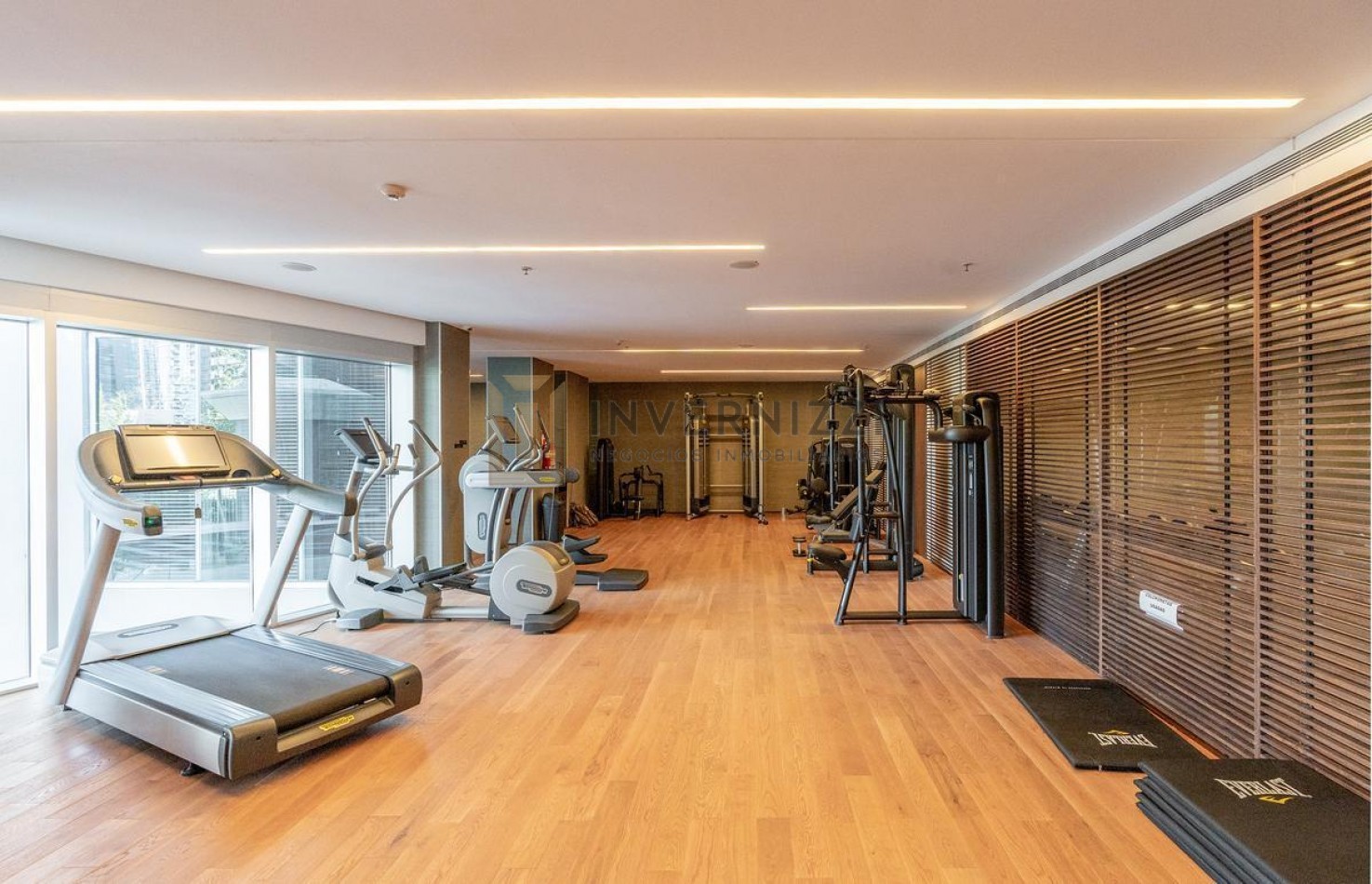 SLS - Penthouse 4 amb. + dep - CON PISCINA PRIVADA