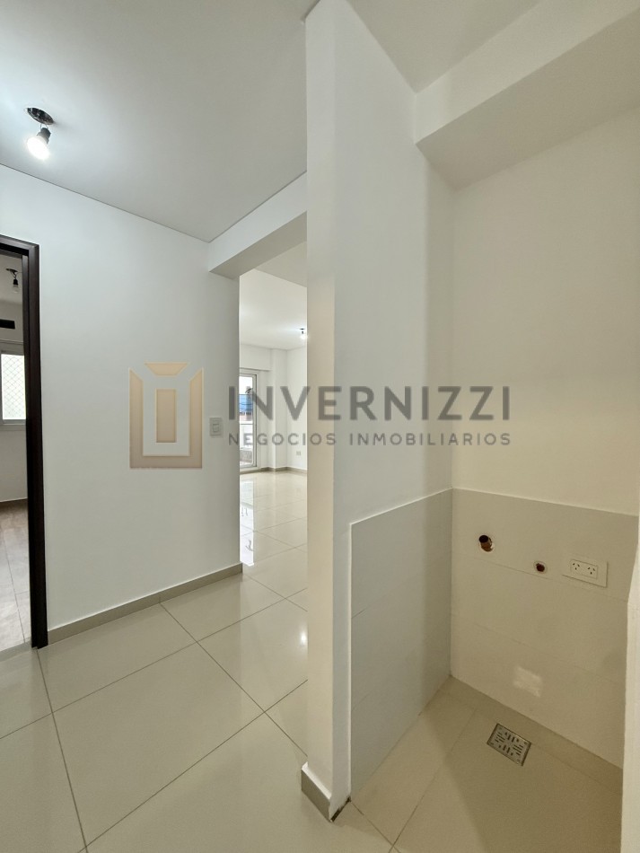 Excelente 3 ambientes - con cochera