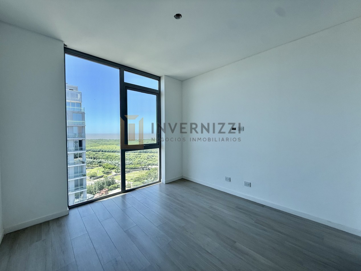 SLS - Penthouse 4 amb. + dep - CON PISCINA PRIVADA