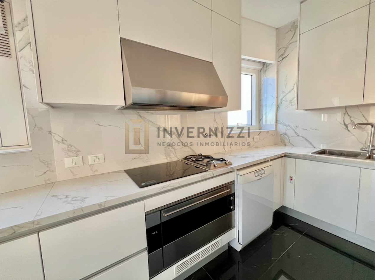 Semipiso con Piscina Propia y Terraza - Alvear Tower - Amueblado