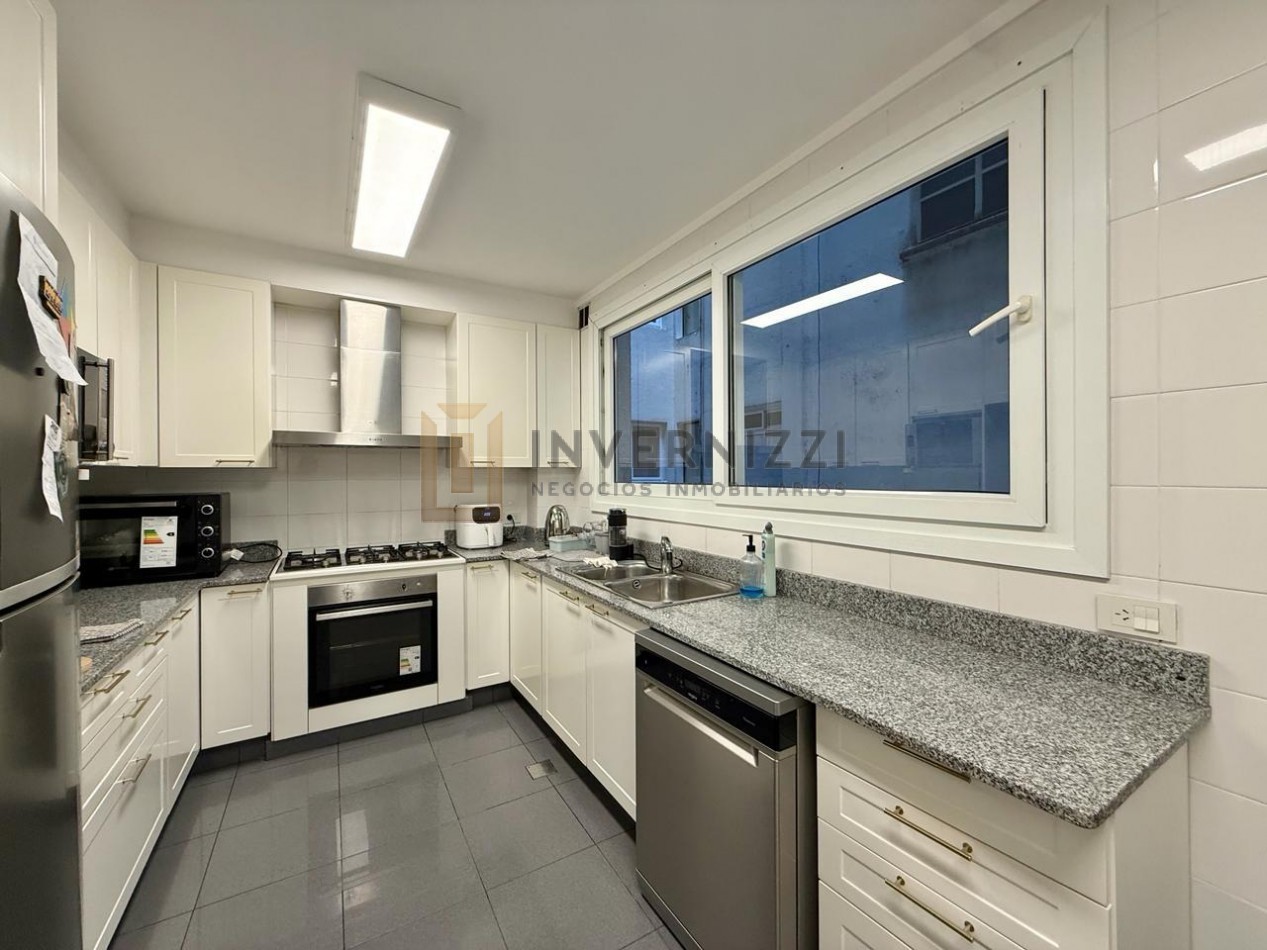 Impecable 4 ambientes + Dep en Recoleta