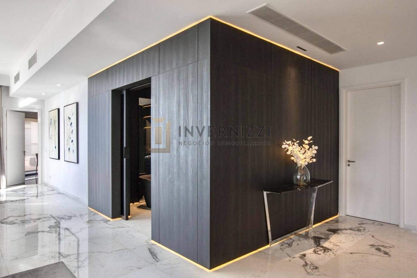 Semipiso con Piscina Propia y Terraza - Alvear Tower - Amueblado