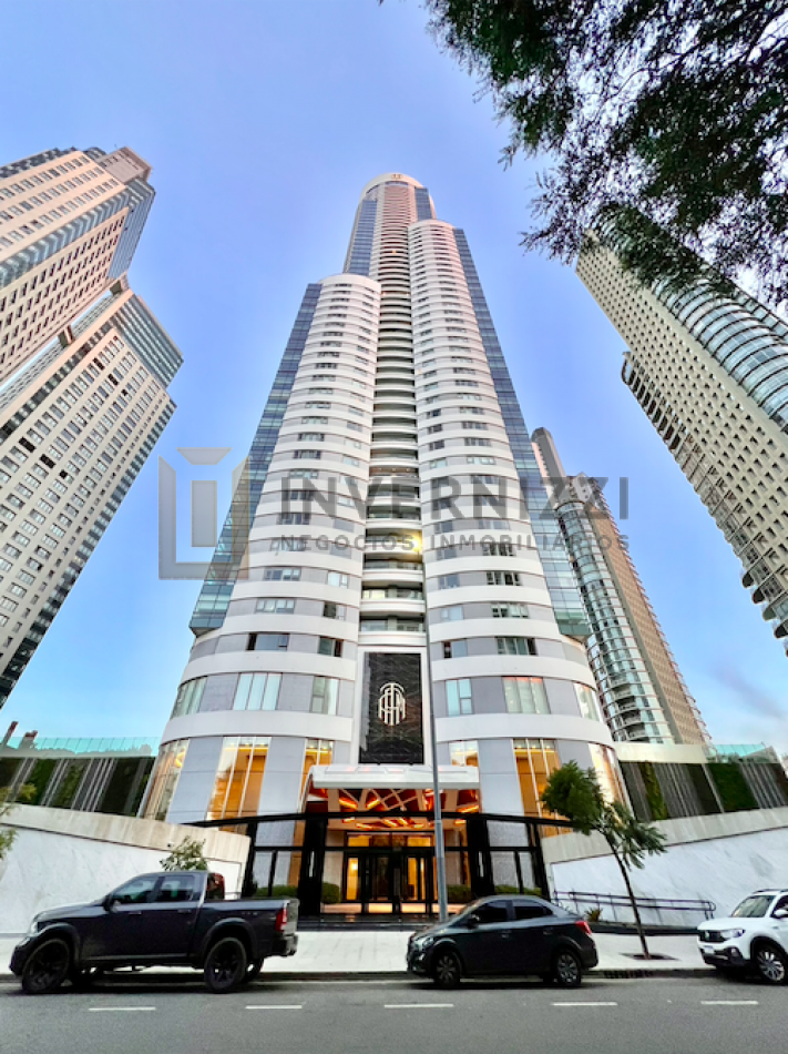 2 ambientes - Piso alto - Alvear Tower - Amueblado