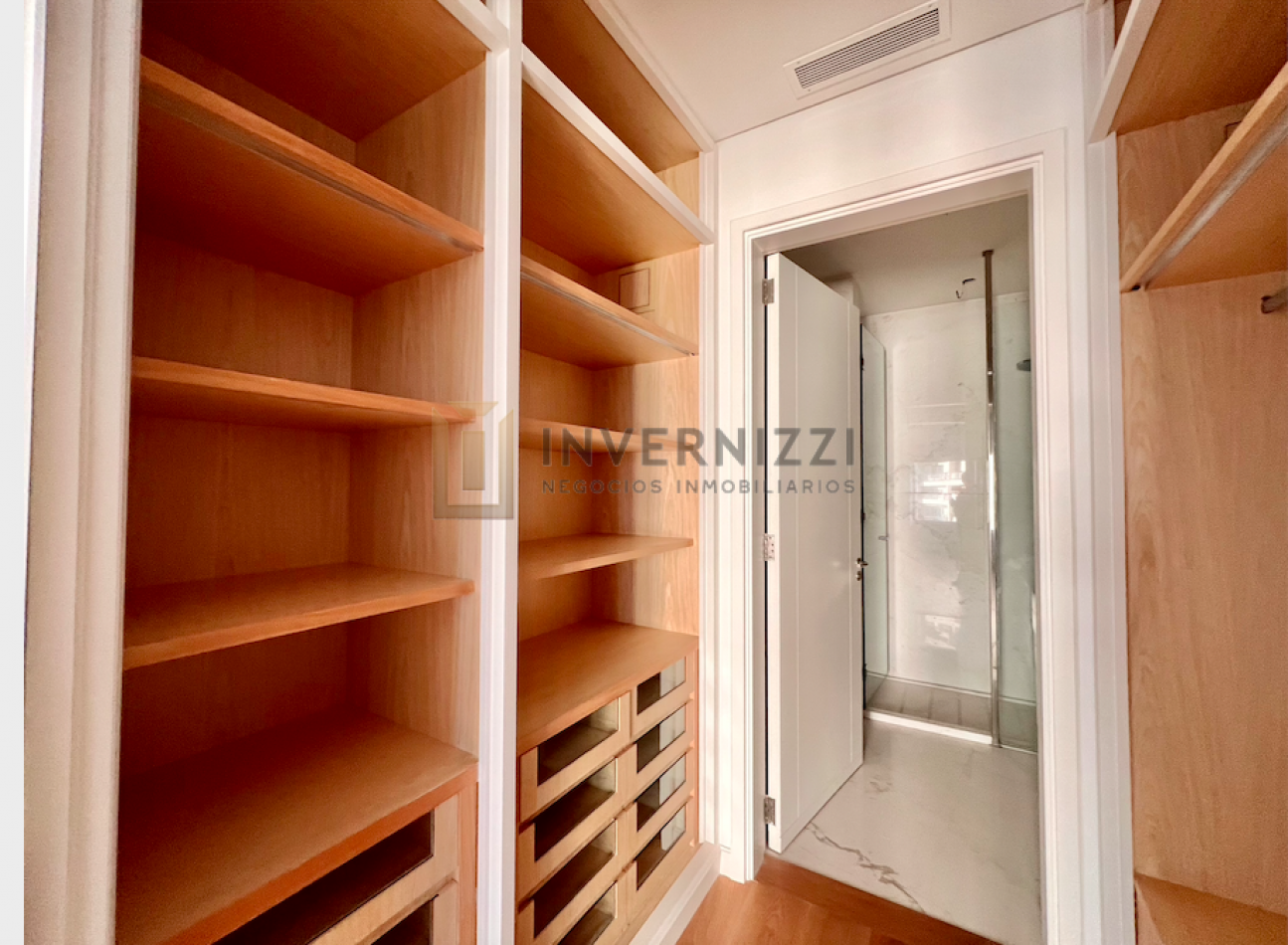 Semipiso con Piscina Propia y Terraza - Alvear Tower - Amueblado