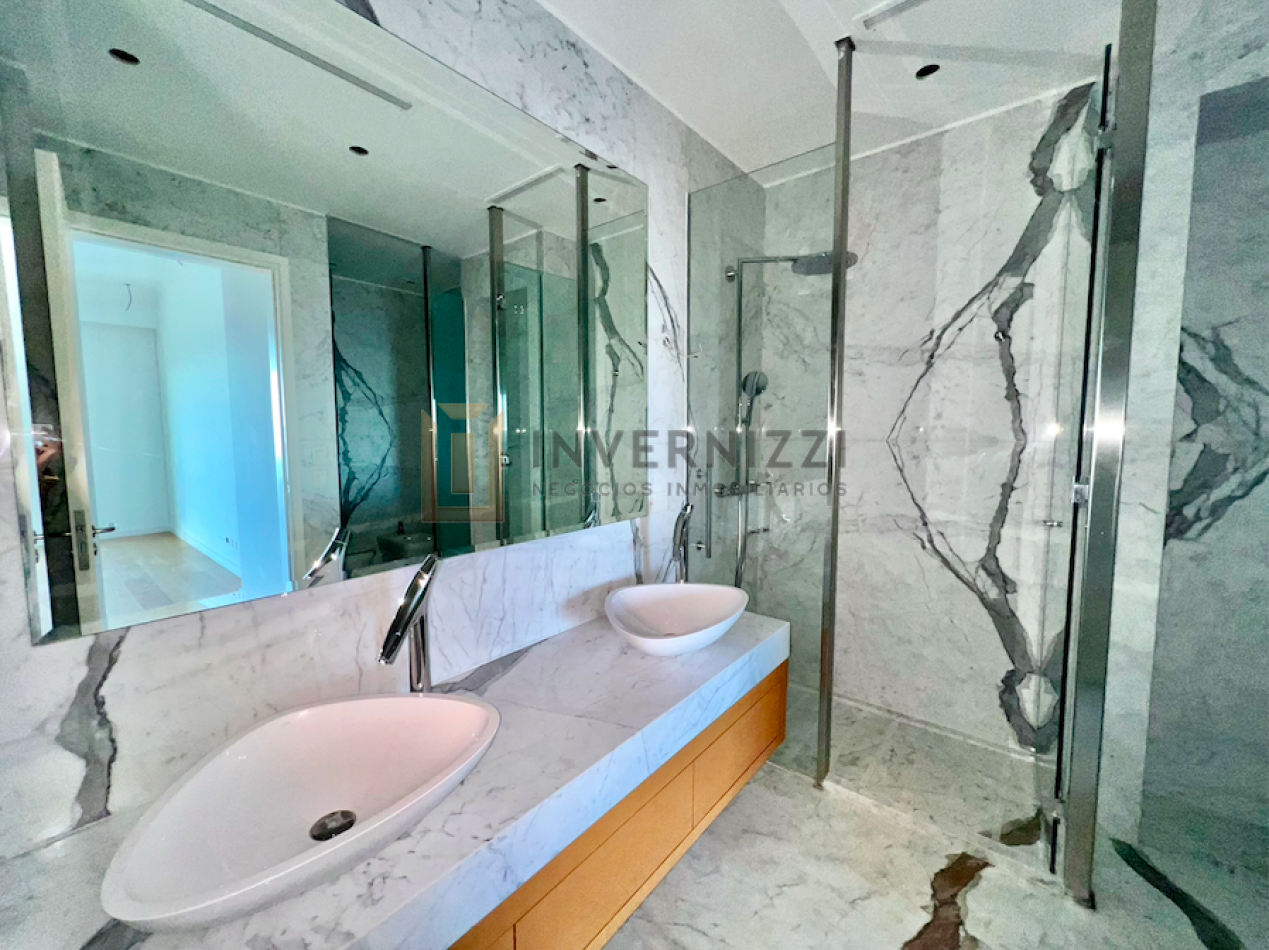 Semipiso con Piscina Propia y Terraza - Alvear Tower - Amueblado