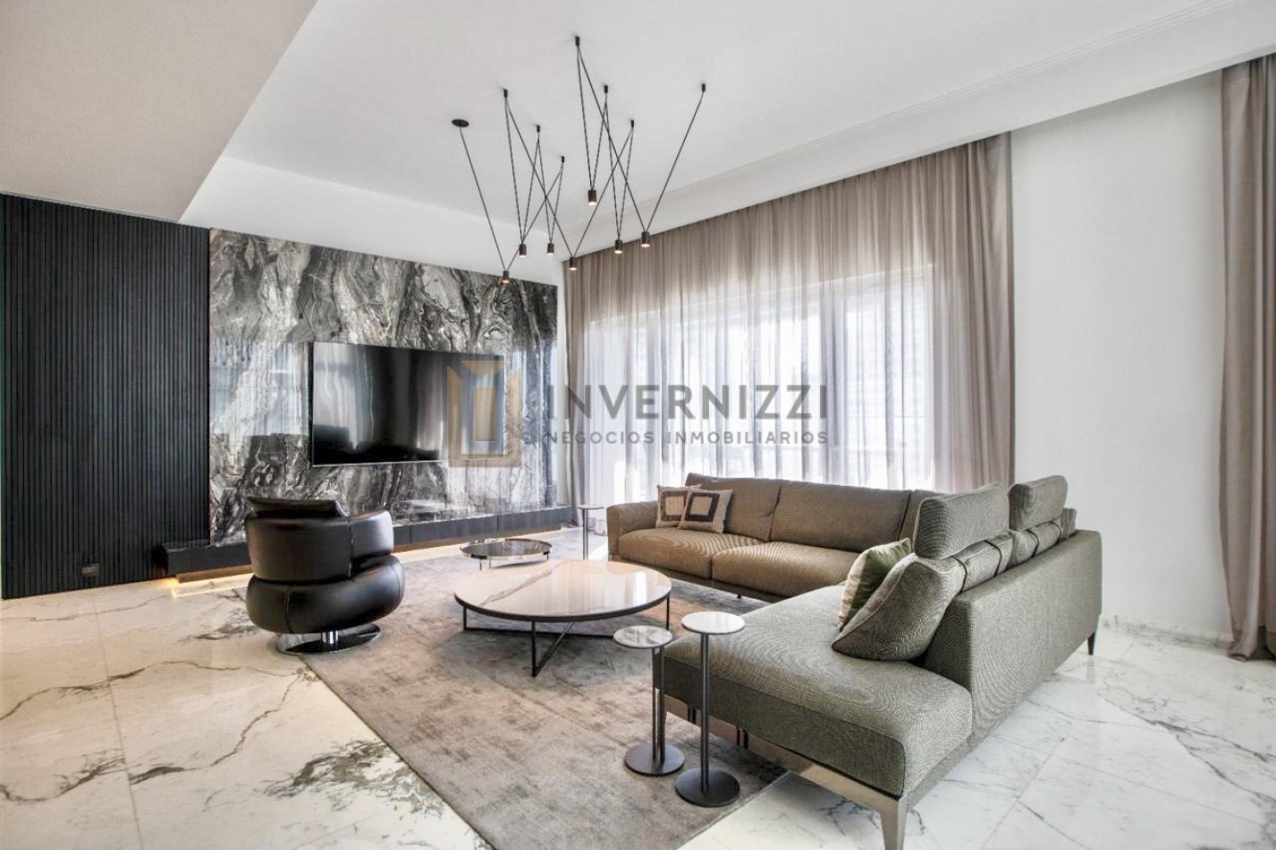 Semipiso con Piscina Propia y Terraza - Alvear Tower - Amueblado