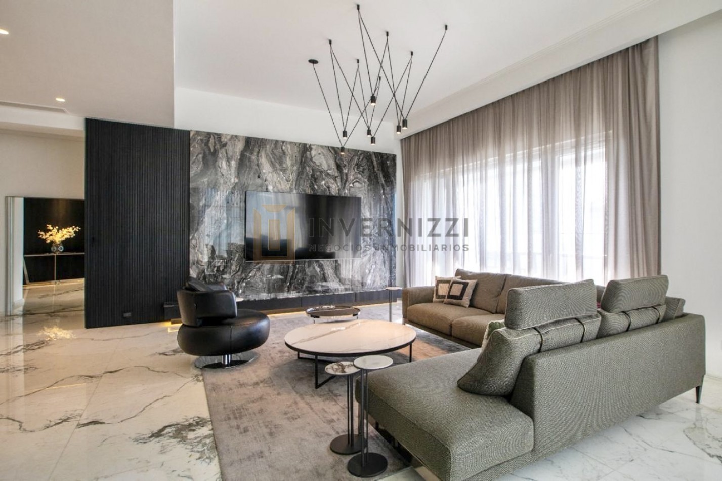 Semipiso con Piscina Propia y Terraza - Alvear Tower - Amueblado