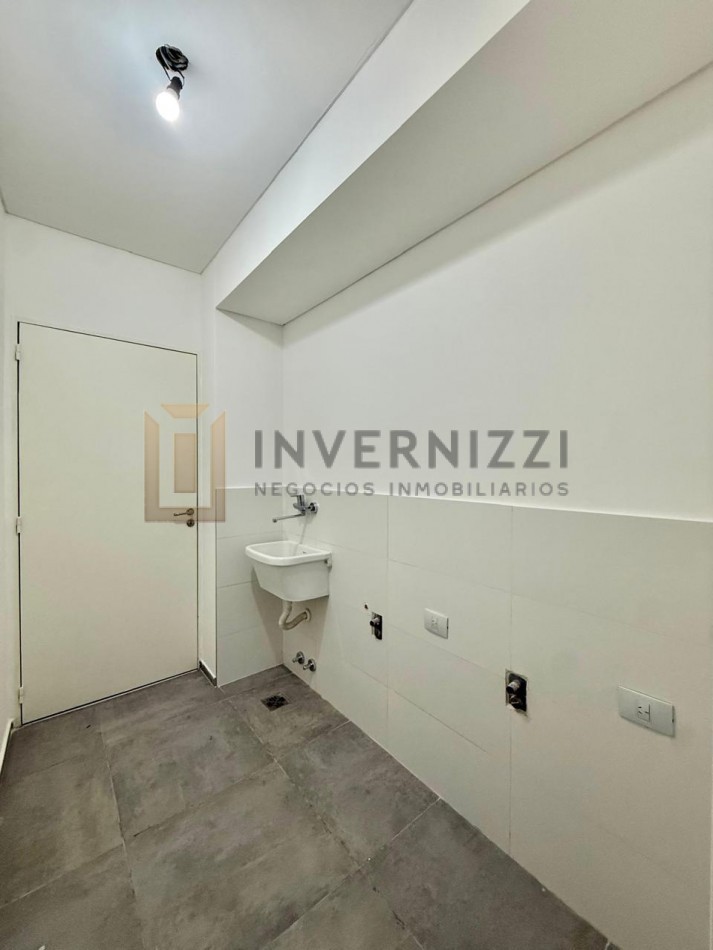 4 Ambientes dependencia y 2 cocheras en OM Recoleta