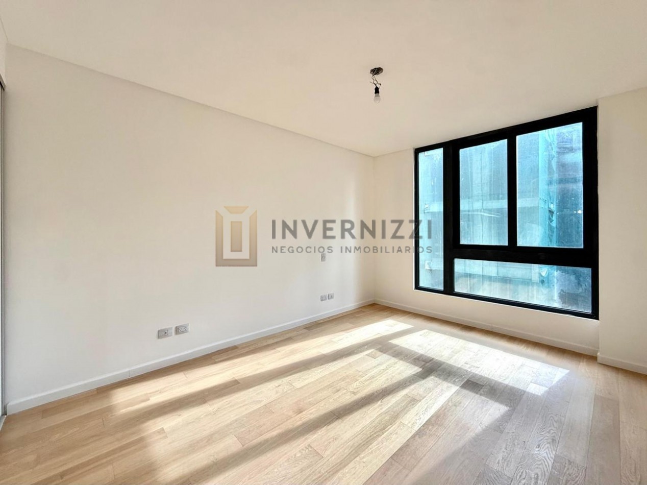 4 Ambientes dependencia y 2 cocheras en OM Recoleta