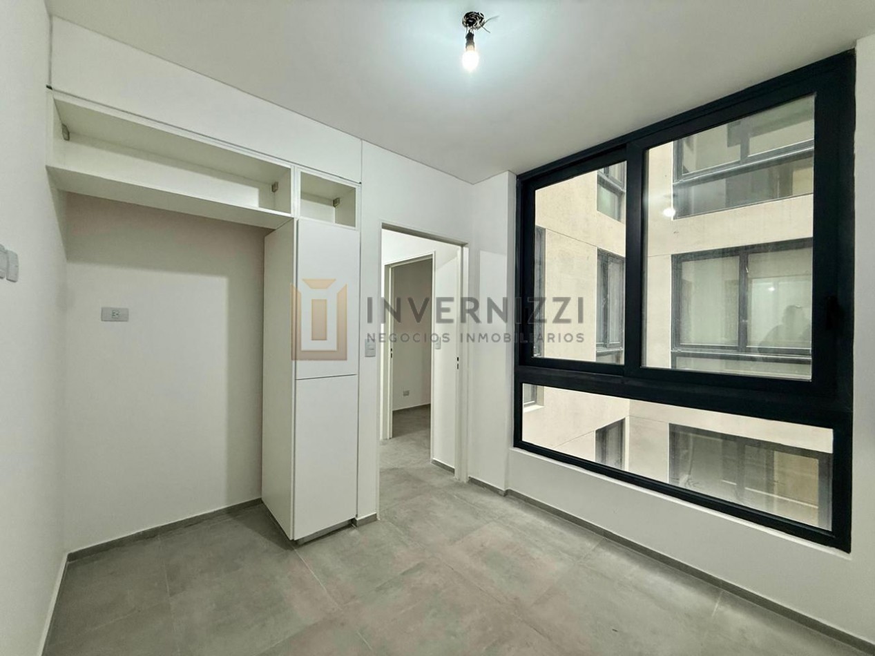 4 Ambientes dependencia y 2 cocheras en OM Recoleta