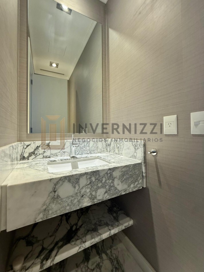 2 ambientes - Piso alto - Alvear Tower - Amueblado