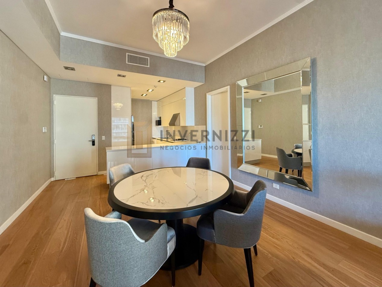2 ambientes - Piso alto - Alvear Tower - Amueblado