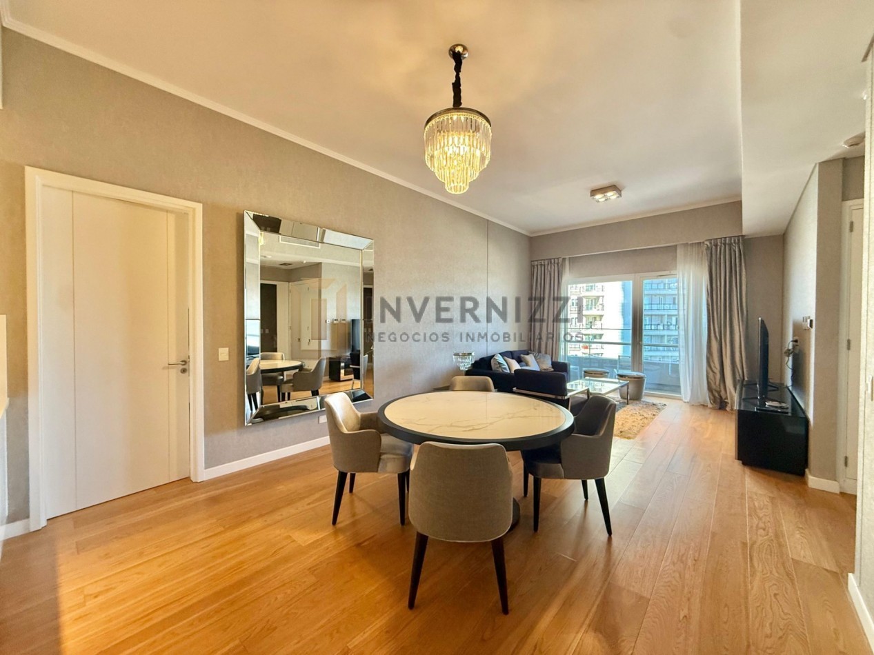 2 ambientes - Piso alto - Alvear Tower - Amueblado