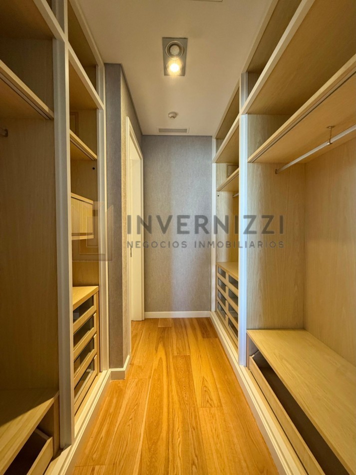 2 ambientes - Piso alto - Alvear Tower - Amueblado