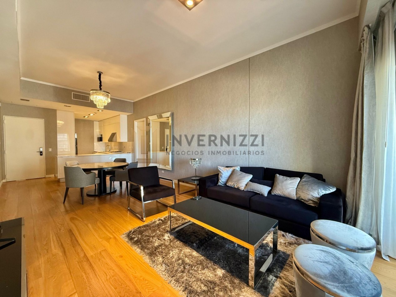 2 ambientes - Piso alto - Alvear Tower - Amueblado