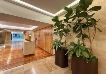 4 Ambientes dependencia y 2 cocheras en OM Recoleta